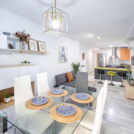 3 Bedroom Elegant & Cozy City Centre กรานาดา ภายนอก รูปภาพ