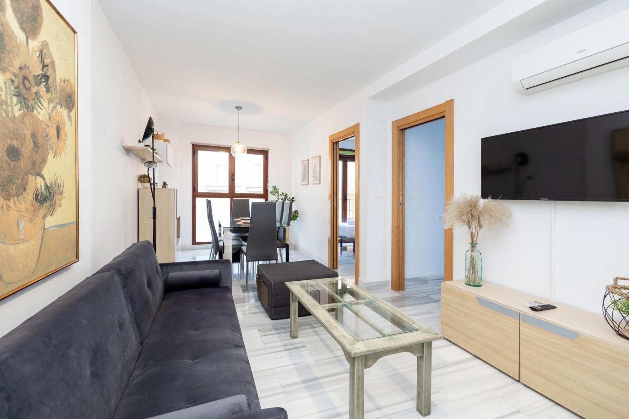 3 Bedroom Elegant & Cozy City Centre กรานาดา ภายนอก รูปภาพ